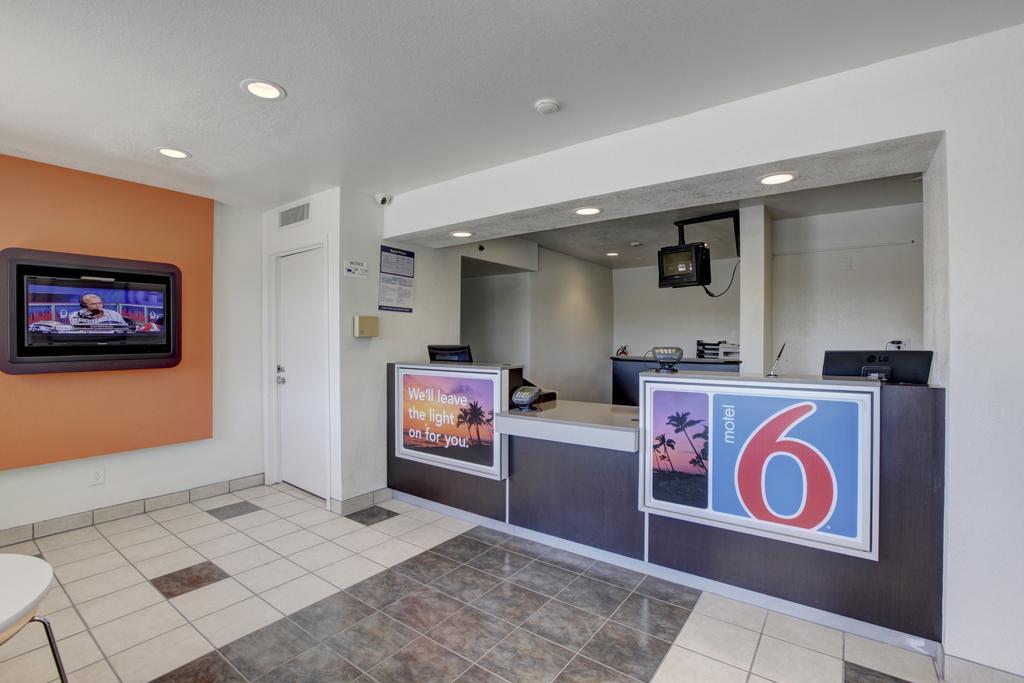 Motel 6-Corona, Ca Extérieur photo
