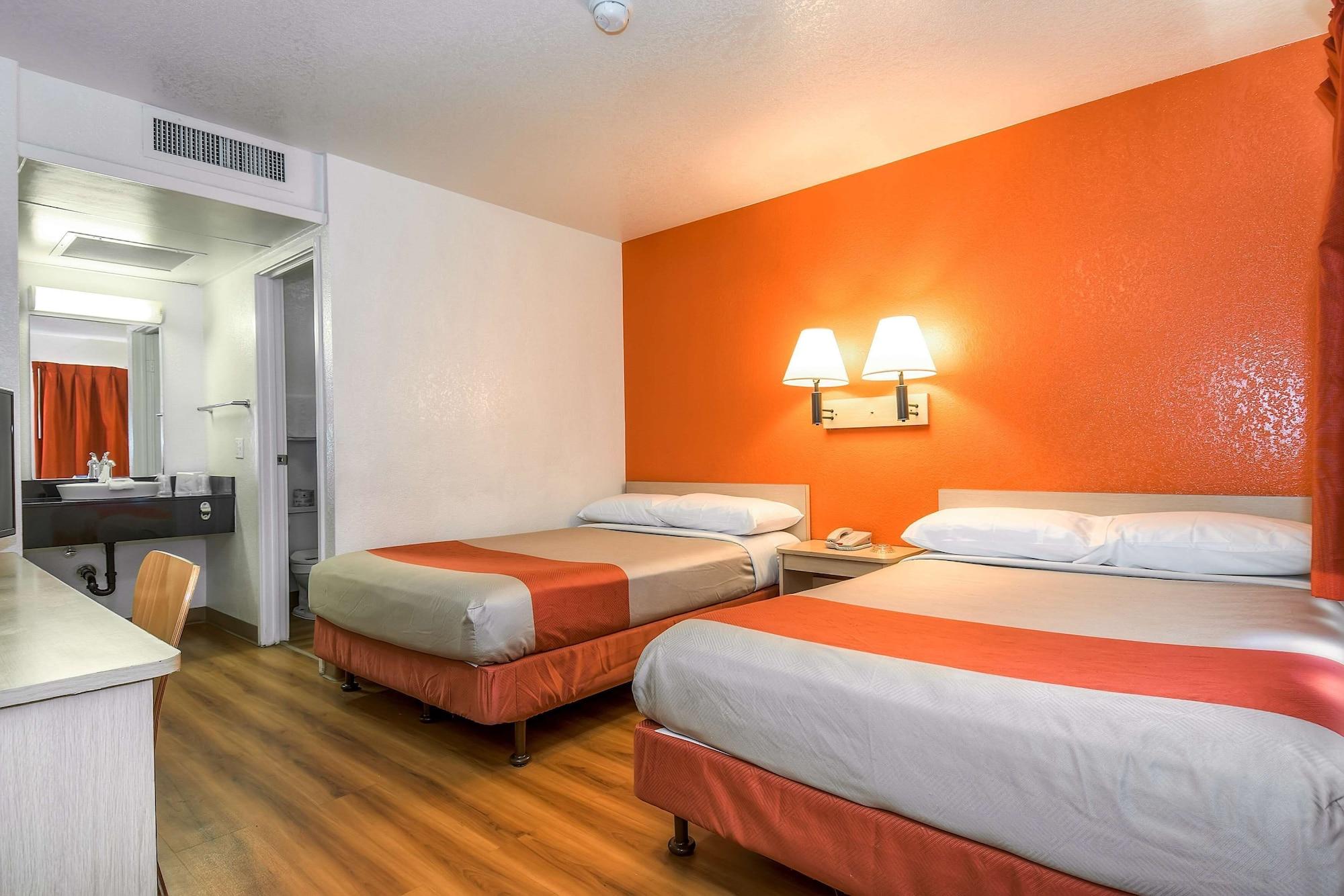Motel 6-Corona, Ca Extérieur photo